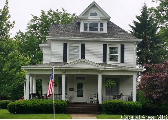 1st image of 731 E Main St