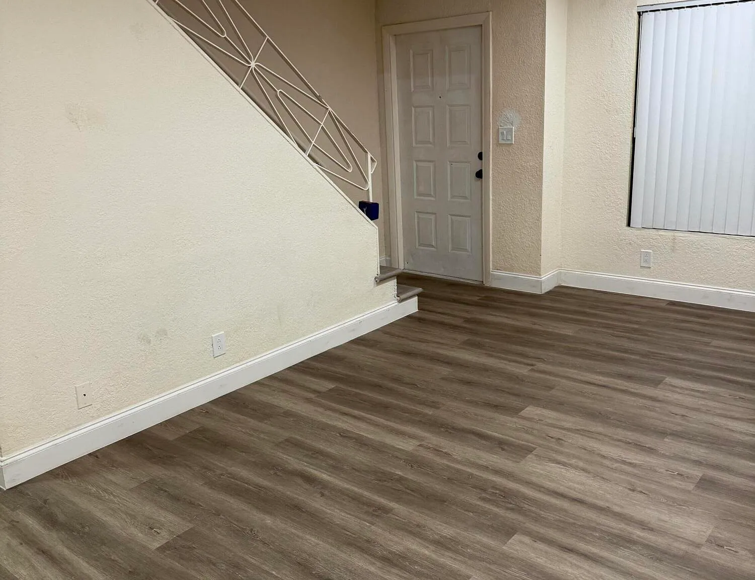 2 bed, 1.5 bath, 938 sqft, $2,400 — Photo 4
