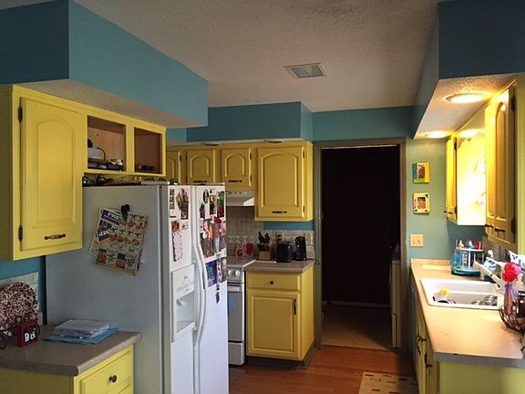5th image of 308 Whitson Dr
