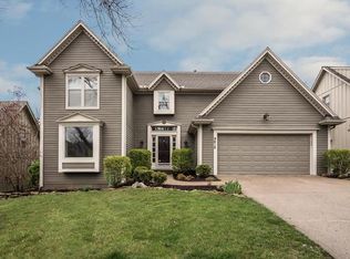 9618 W 116th St, Overland Park, KS 66210