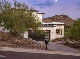 930 E Waltann Ln, Phoenix, AZ 85022