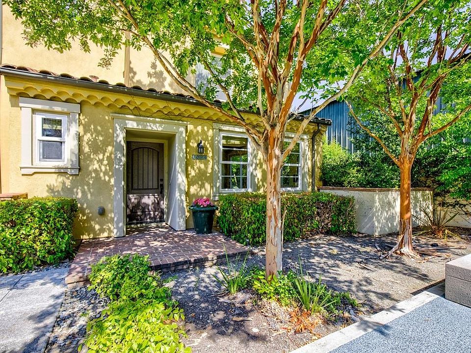 1st image of 1094 Arbol Way