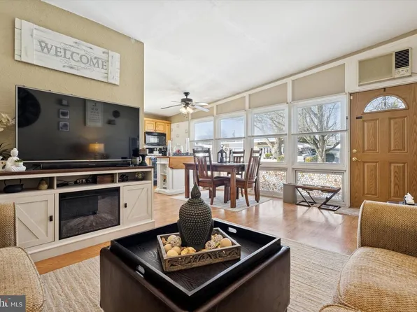 9333 Rising Sun Ave, Philadelphia, PA 19115