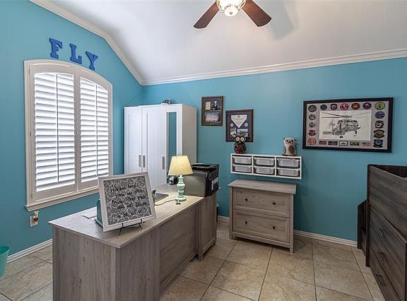 5th image of 3506 Nandina Dr