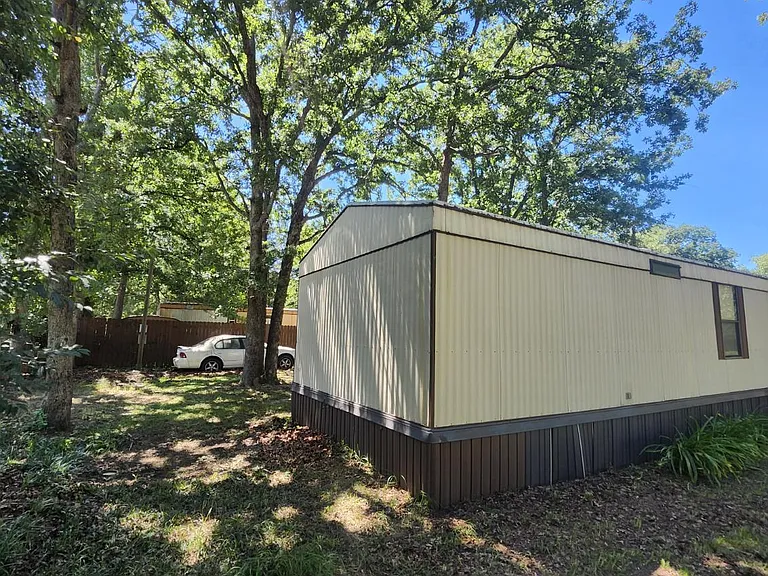 110 Sandy Springs Ln #1 — Photo 7