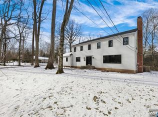 320 Park St, Haworth, NJ 07641