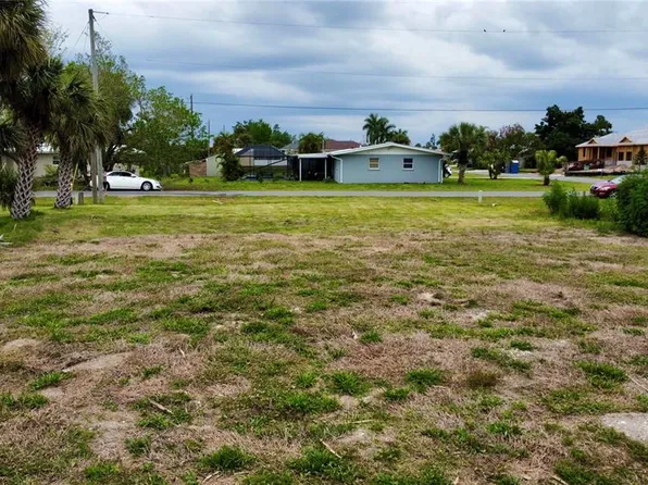 341 Lake Ct #14, Punta Gorda, FL 33950