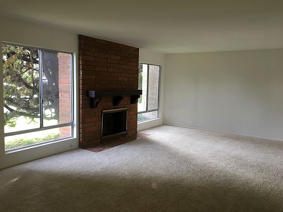 2nd image of 707 Ivywood Dr