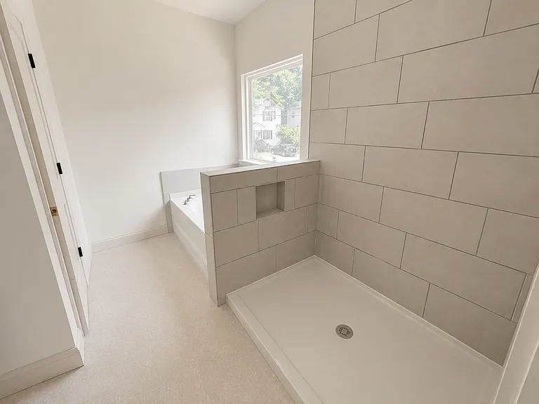 123 Head St — Photo 6