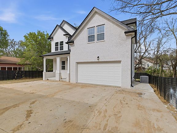 2nd image of 2722B Mossdale Dr