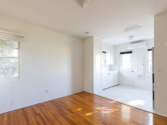 5th image of 4032 Randolph St