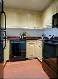 5th image of 123 Pierrepont St APT 3A