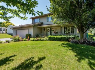 11566 39th Ave, Pleasant Prairie, WI 53158