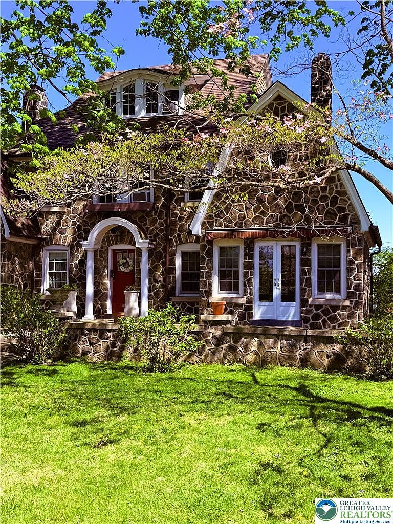 125 N 14th St #B, Easton, PA 18042 | Zillow