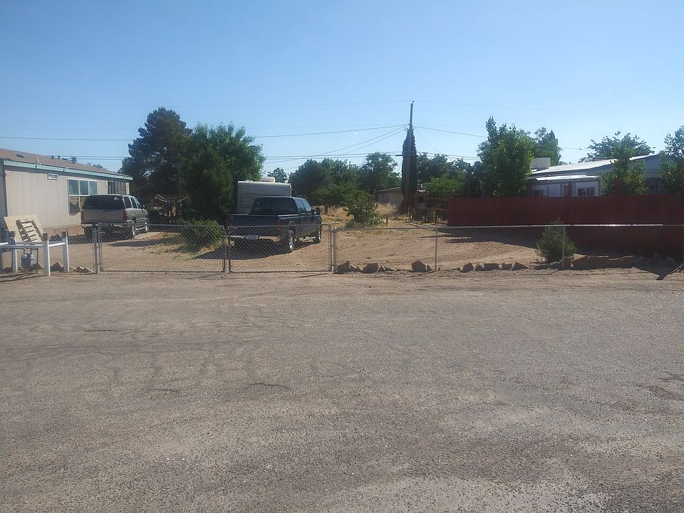 2nd image of 3525 E Warbler Ln