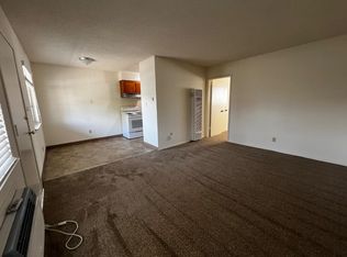 908 Nevada St, Kingsburg, CA 93631