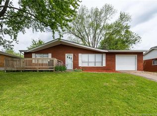 635 Redwood Dr, Clarksville, IN 47129