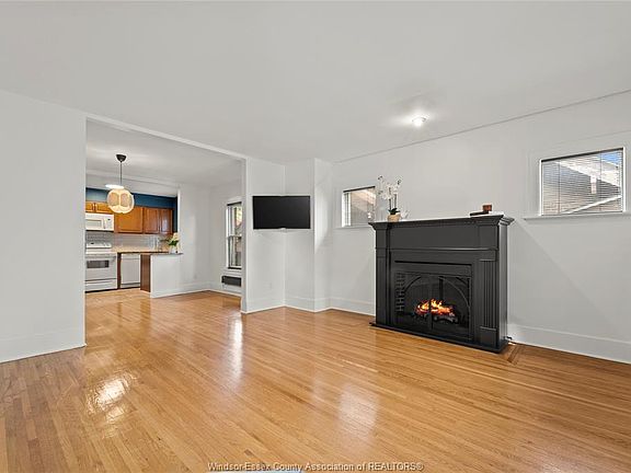 2nd image of 269 Randolph Pl #2