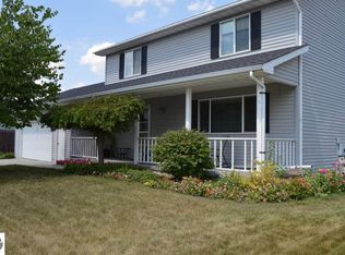 1205 Buckingham Pl, Mount Pleasant, MI 48858