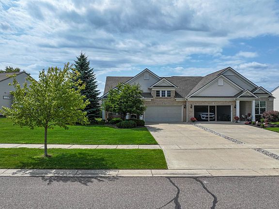 3rd image of 6547 Prairie Dunes Dr