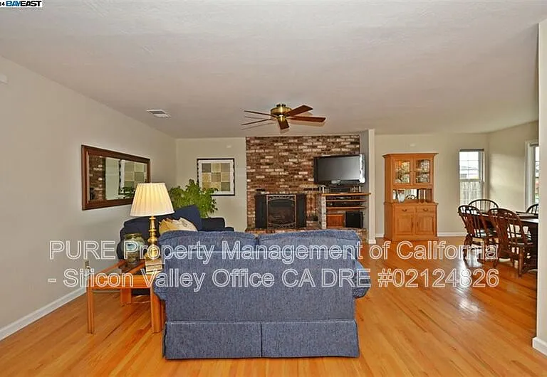 4212 Vincente St — Photo 9
