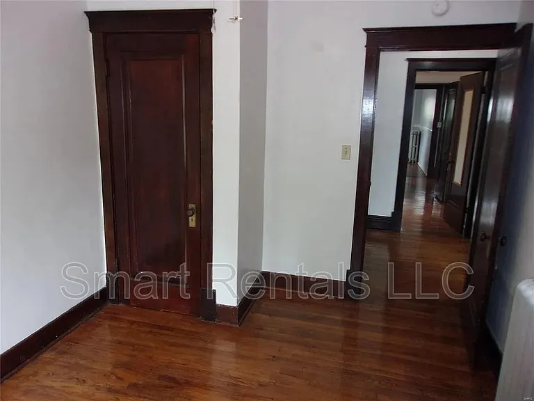 4953 Sutherland Ave #2F — Photo 22
