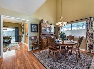 13056 E Mesa Verde Dr, Moorpark, CA 93021
