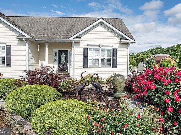 5th image of 6079 Potomac Landing Dr