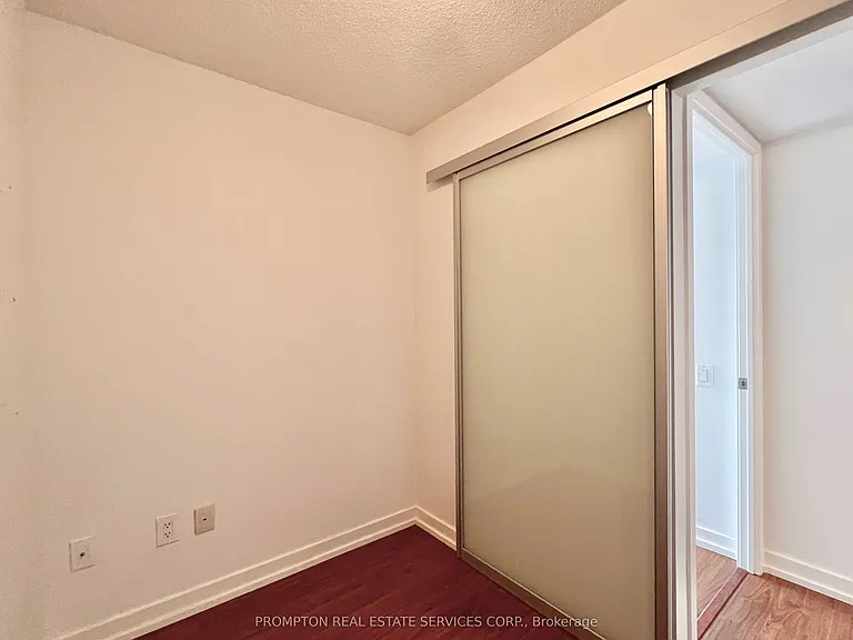 29 Singer Ct #309 — Photo 23