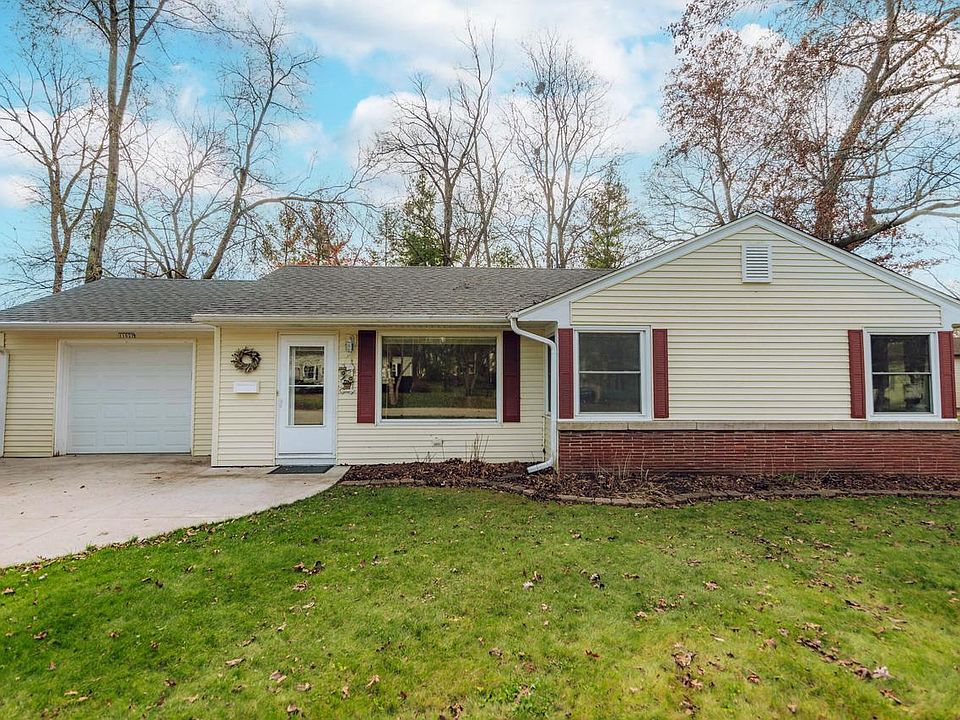 1st image of 11027 W Rockne AVENUE