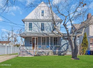 132 Oakland St, Red Bank, NJ 07701