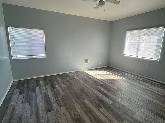 3rd image of 417-453 W Cowles St #441