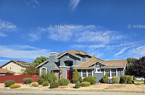 1271 Grange Way Photo 1