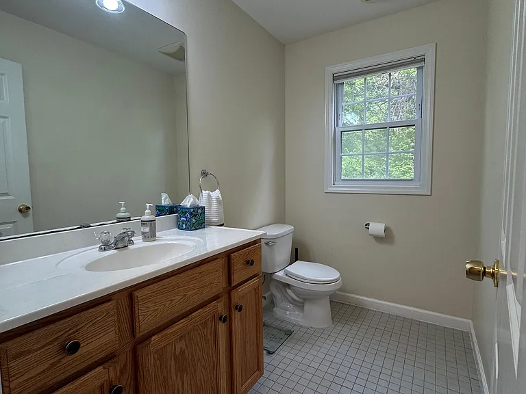 2 Moore St #4 — Photo 12