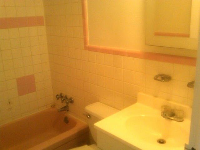 2nd image of 714 Riddle Rd APT 111