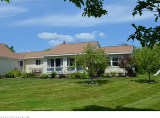 65 Queen St, Gorham, ME 04038