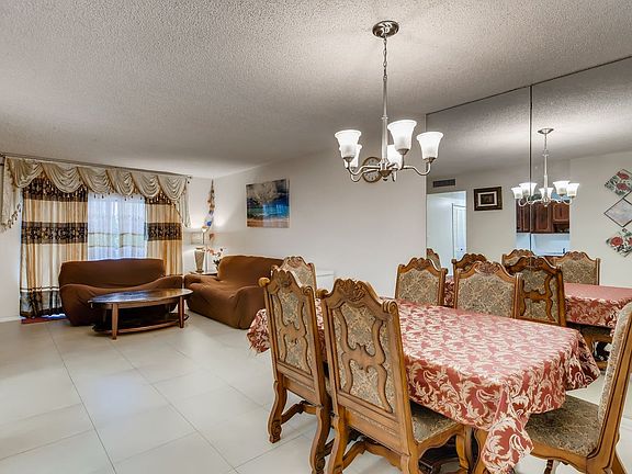 5th image of 4200 Hillcrest Dr APT 318