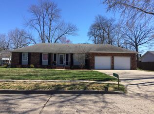 124 N Indiana Ave, Salem, IL 62881