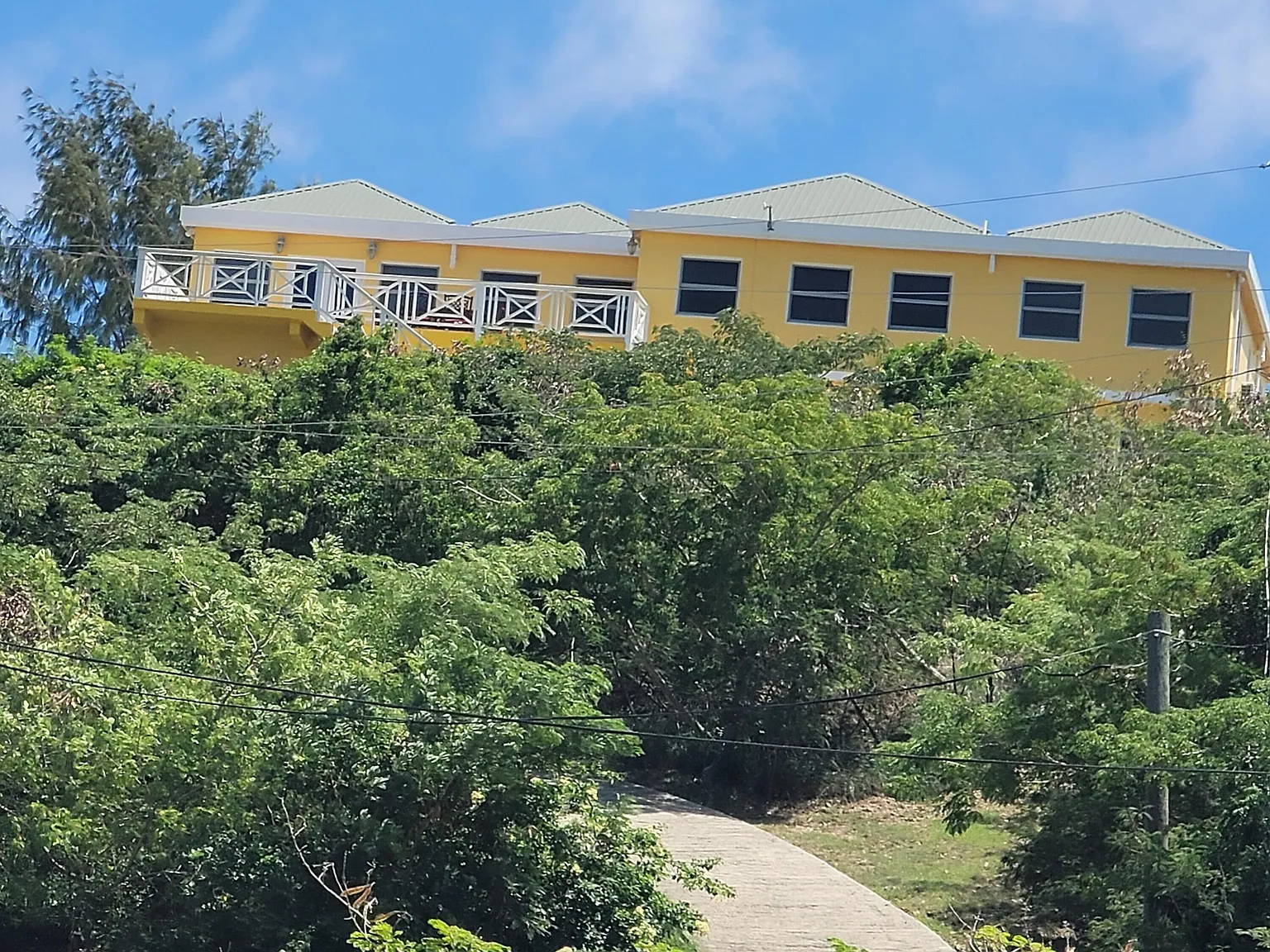 2 bed, $2,300 — Photo 2