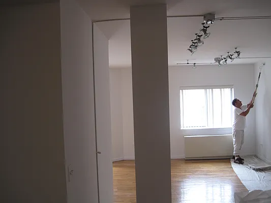 Rented by 18 REALTY | media 12