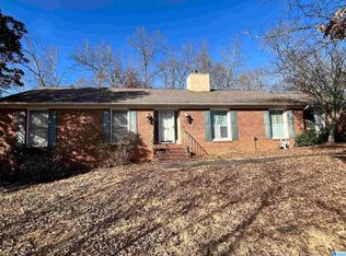 6605 Post Oak Dr, Bessemer, AL 35023
