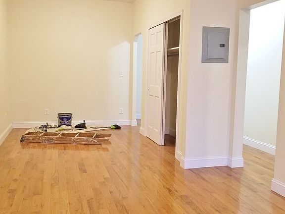 2nd image of 25-25 Steinway Ave #3R