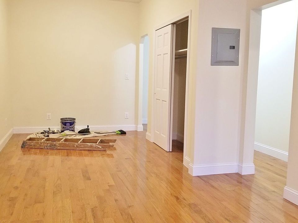 1st image of 25-25 Steinway St #2