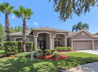 5003 Carribbean Ct, Lutz, FL 33558