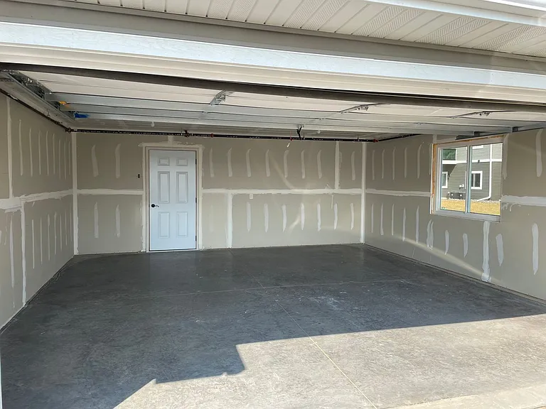 220 & 222 Independence Dr — Photo 10