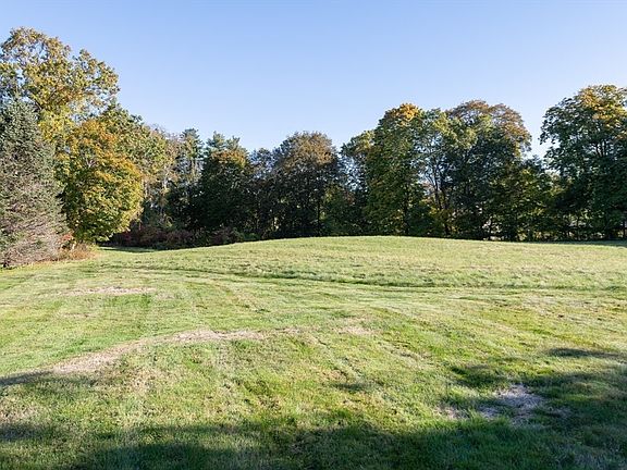 5th image of 823 Boston Post Rd