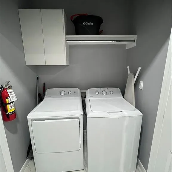 1421 Iris Ave #1 — Photo 8