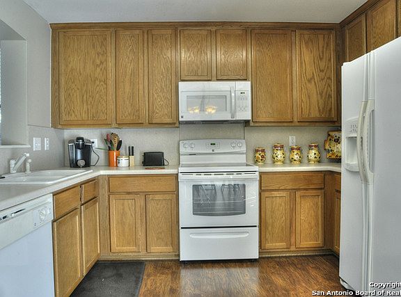 4th image of 7714 Wexford Glen #7714