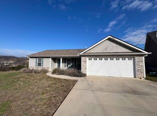 3214 Jessie Cove Ln, Knoxville, TN 37931