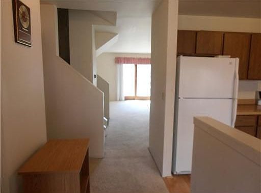 4th image of 3242 Alpine Dr